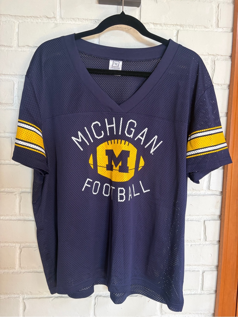 Pro Edge Michigan Football Navy and Yellow Jersey Top